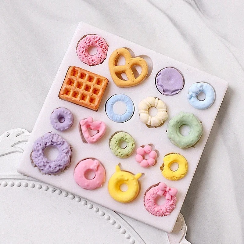 Cute Bunny Bear Carrot House S - Bunny Cake Mold recensione e prezzo